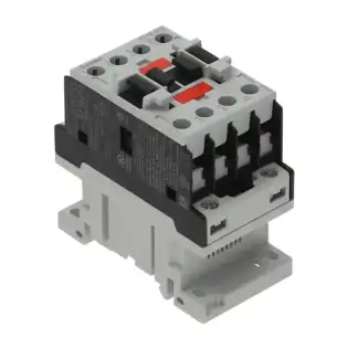 Lovato BF1801A コンタクター 7.5 kW 18 A – 230 V コイル（イタリア製）