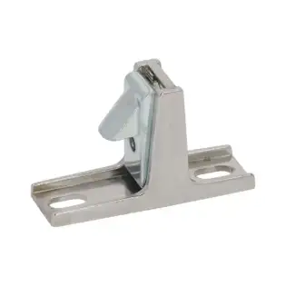 Accoppiamento con manico cromato - distanza tra i fori di 42 ± 2,5 mm