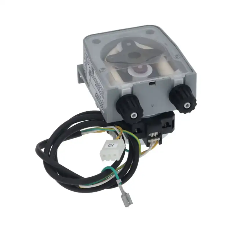 Hobart OEM 775556-12 Doseringspumpe for vaskemiddel laget i Italia.