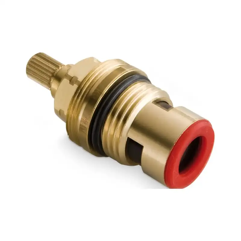 Klarco tornillo cerámico izquierdo de 1/2" con rotación de 90°.